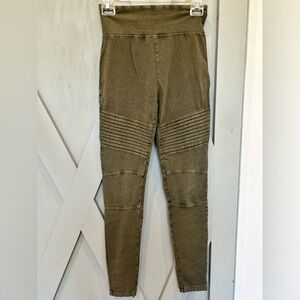 BP. Olive Moto leggings - small.